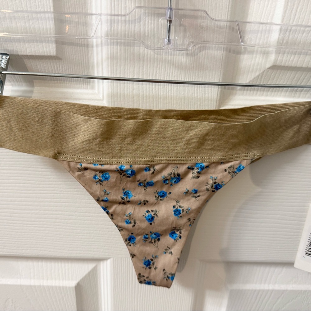 [NWT] Frankie's Bikinis Tan and Blue Floral Bikini S/M, Spring Bloom pattern - Picture 6 of 10